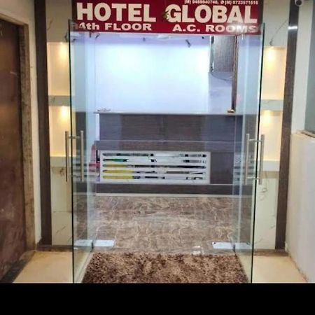 Hotel Globle วาโดดารา ภายนอก รูปภาพ