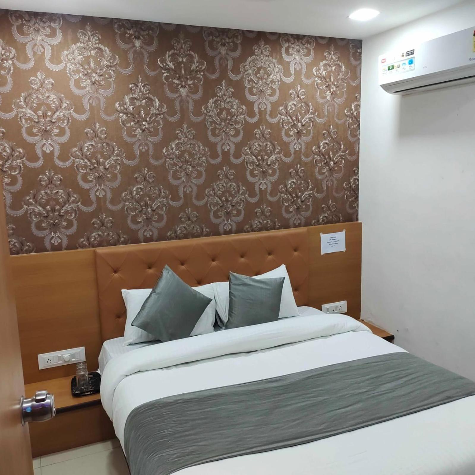 Hotel Globle วาโดดารา ภายนอก รูปภาพ