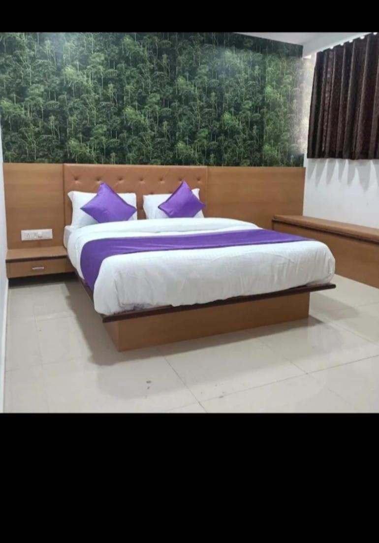 Hotel Globle วาโดดารา ภายนอก รูปภาพ